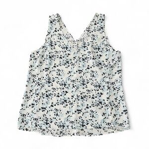 Nordstrom Women's Floral White & Blues Sleeveless V-Neck Blouse - Sz M - EUC